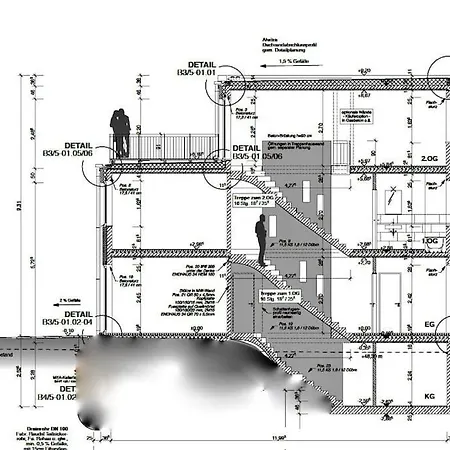 Townhouse With Garden, Terrace & Balcony بيت للعطل برلين