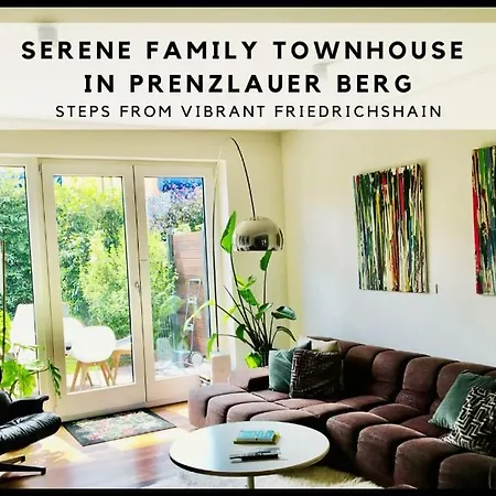 Holiday home Townhouse With Garden, Terrace & Balcony Berlin