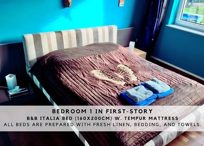 Townhouse With Garden, Terrace & Balcony برلين